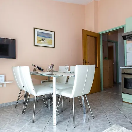 アパート With Swimming Pool - 6128